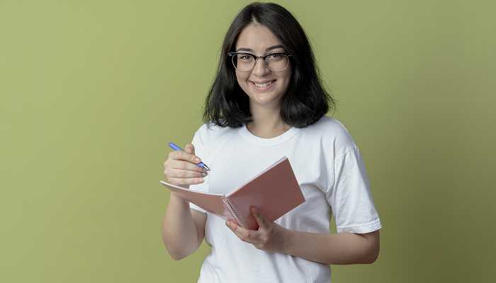 Apa Itu Master of Arts? Ini  Cara Mendapatkan, Syarat dan Prospek Karir