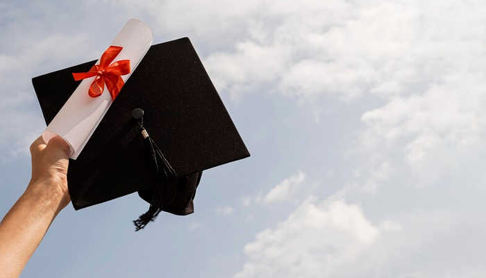 Apa Itu Graduate Degree dan Perbedaannya Dengan Postgraduate & Undergaduate