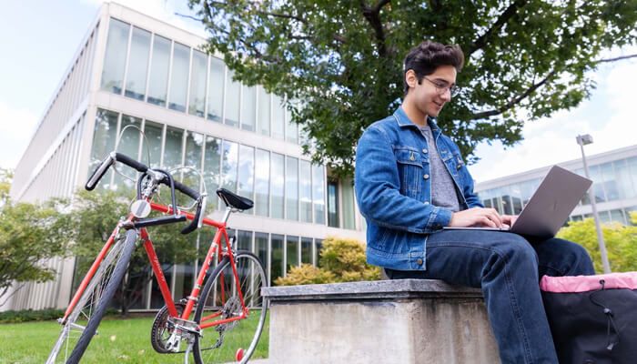 6 Universitas Dengan Jurusan Bisnis Terbaik di Amerika