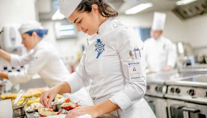 Para Calon Chef Wajib Tahu! Berapa Biaya Kuliah di Le Cordon Bleu London?