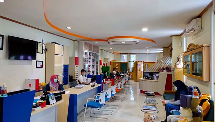 Vista Education - Konsultan Pendidikan Luar Negeri di Surabaya Timur 